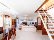 Apartamento T4 com aproveitamento de sotão em Tavira