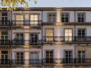 Apartamento T2 com área exterior na baixa do Porto