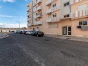 Apartamento T2 com arrecadação