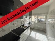 Apartamento T2 com arrecadação e varanda em Oeiras, Oeiras