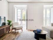 Apartamento T2 com Arrecadação no Largo de Santa Bárbara