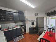 Apartamento T2 com boas áreas e arrecadação