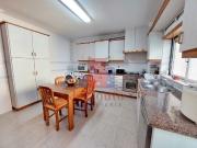 Apartamento T2 com espaço de garagem em Caldas da Rainha