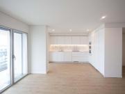 Apartamento T2 com estacionamento e piscina Areeiro