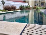 Apartamento T2 com estacionamento, jardim e piscina em...