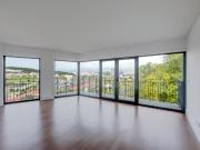 Apartamento T2 com garagem, perto das Amoreiras, Lisboa