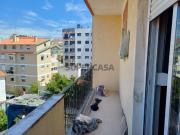 Apartamento T2 com Excelente Varanda