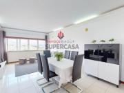 Apartamento T2 com Garagem à Venda em Portimão!