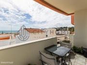Apartamento T2 com Garagem e Vista Mar