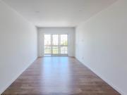 Apartamento T2 com garagem na Circunvalação Porto
