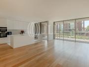 Apartamento T2 com garagem, na Gandarinha, Cascais