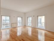 Apartamento T2 com garagem, no Bairro Alto, Lisboa Apartamento T2 com garagem, no Bairro Alto, Lisboa