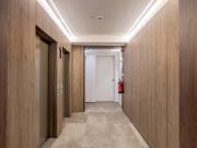 Apartamento T2 com garagem, no Conde Redondo, em Lisboa