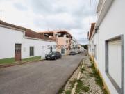 Apartamento T2 com garagem no rés do chão em Tunes