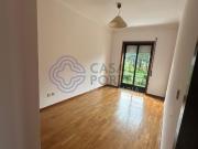 Apartamento T2 com Garagem — Olival Vila Nova de Gaia
