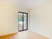 Apartamento T2 com garagem para arrendamento no Monte...