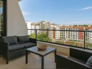 Apartamento T2 com garagem, Rio de Mouro