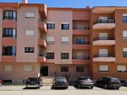 Apartamento T2 com Grande Terraço na Praia da Consolação