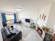 Apartamento T2 com Lareira e Varandas no Centro do Montijo