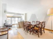 Apartamento T2 com lugar de garagem em Benfica!