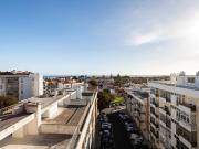 Oeiras, Apartamento T2 – Personalize ao Seu Gosto!