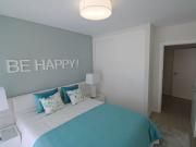 Apartamento T2 com parqueamento. A 50 mts da praia