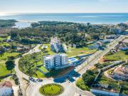 Apartamento T2 com Piscina a curta distância da Praia –...