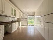 Apartamento T2 com Suíte, Varanda e Parqueamento Malveira