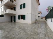 Apartamento T2, com terraço de 70 m²