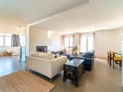 Apartamento T2 com terraço e arrecadação no Areeiro,...