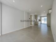 Apartamento T2 com terraço e garagem em Cabanas, Tavira