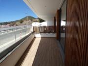 Apartamento T2 com terraço e vista de mar Sesimbra