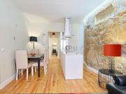 Apartamento T2 com Terraço junto ao jardim de São Lazaro