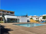 Apartamento T2 com terraços, piscina e garagem em...