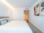 Apartamento T2 com varanda e estacionamento em Vila Nova...