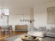 Apartamento T2 com varanda e garagem no centro do Porto