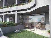 Apartamento T2 com varanda e jardim, no Porto