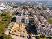 Apartamento T2 com varanda, em construção, situado no 1º...