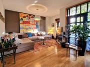 Apartamento T2 com varanda, na Praça da Galiza, centro...