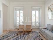 Apartamento T2 com varanda, no Príncipe Real, Lisboa