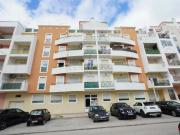 Apartamento T2 com Varandas, garagem e Vista Desafogada...