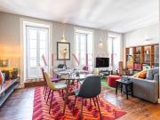 Apartamento T2 Com Vista 360º Sobre Lisboa 102m² Santo...
