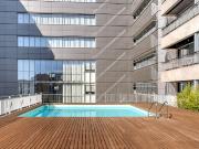 Apartamento T2 com vista cidade e garagem, em Lisboa