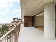 Apartamento T2 com vista de rio e mar junto ao Fluvial
