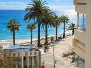 Apartamento T2 com Vista Mar | A 25 metros da Praia |...