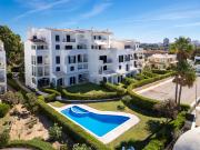 Apartamento T2 com vista mar inserido em condomínio com...