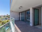 Apartamento T2 com Vista Mar no Bayview, Cascais 115m²...