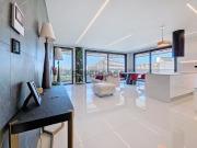 Apartamento T2 com Vista Mar no Domus Lux Residence,...