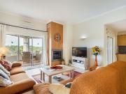 Apartamento T2 com vista para o campo de golfe de Vale...