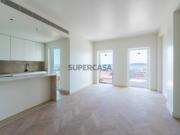 Apartamento T2 com vista Tejo na Bica/Misericórdia